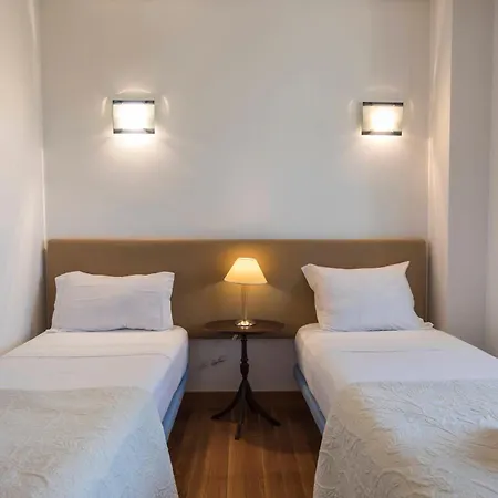 Charming In Chiado - דירה ליסבון